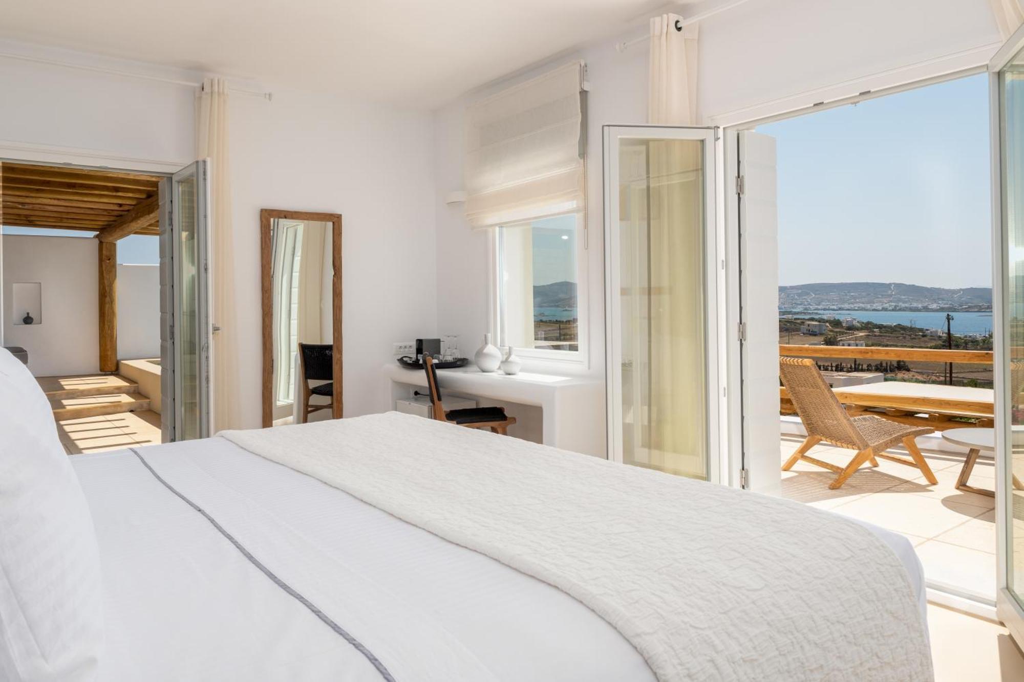 Anna Platanou Suites Agia Irini  Exterior photo