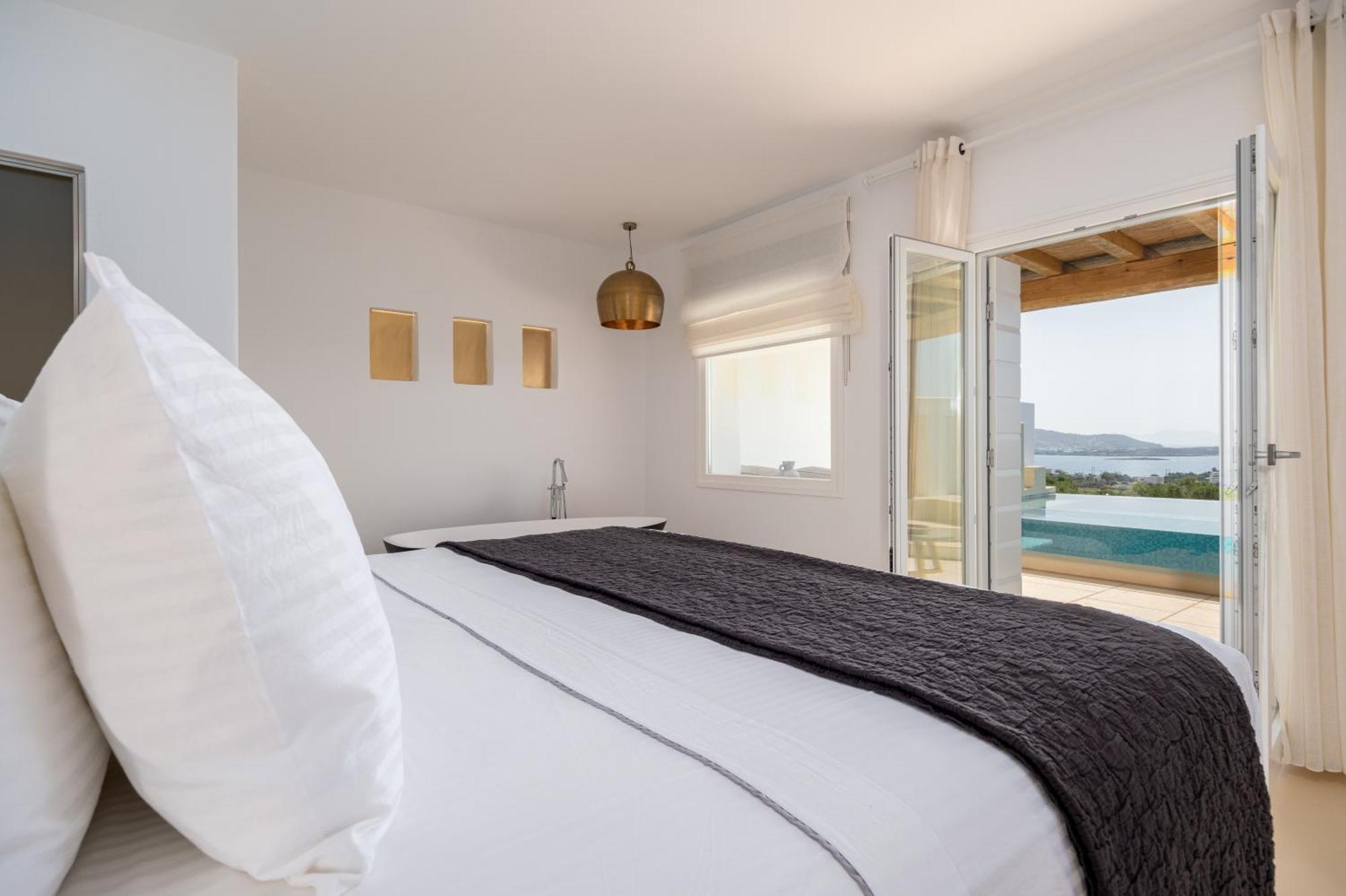 Anna Platanou Suites Agia Irini  Exterior photo