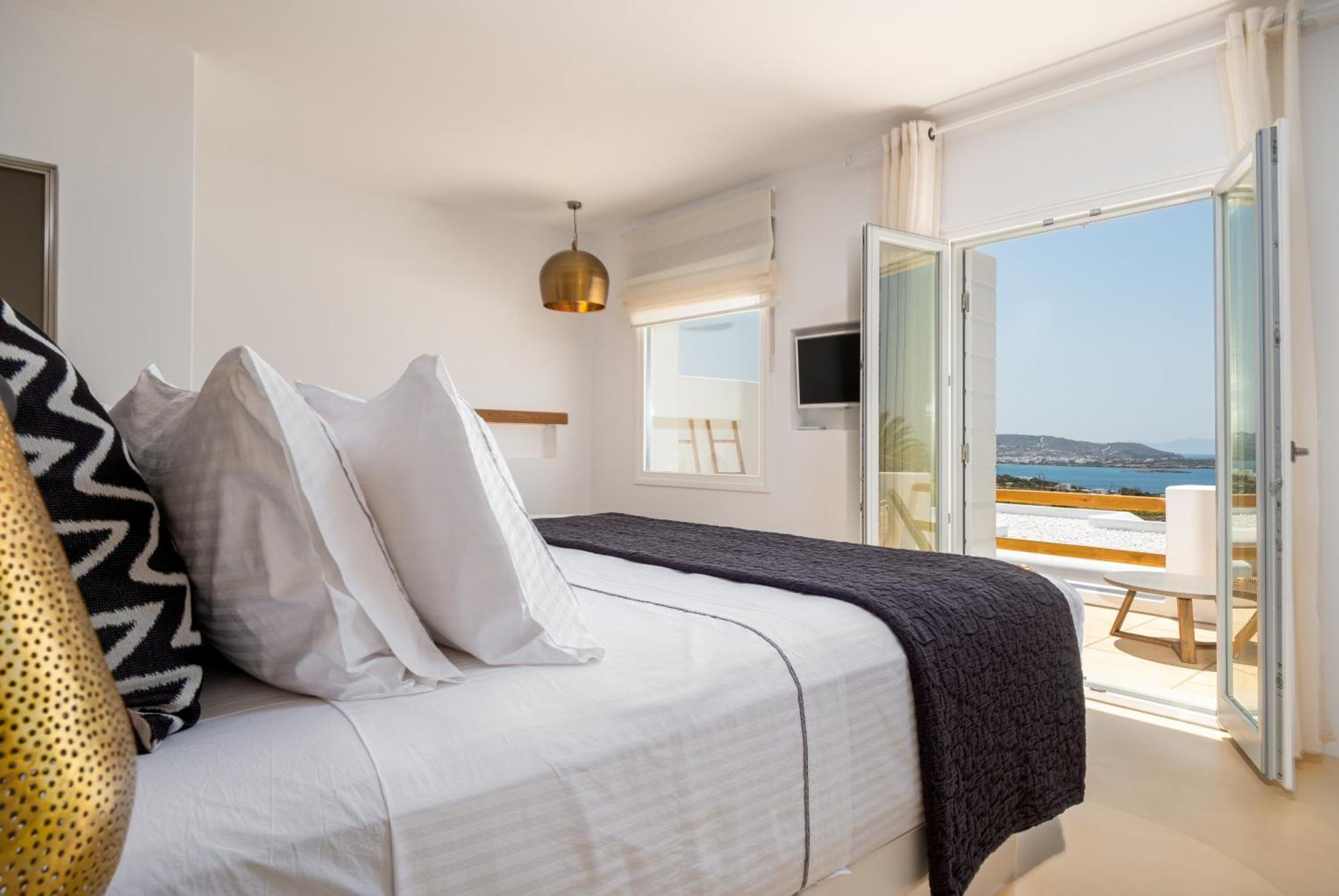 Anna Platanou Suites Agia Irini  Exterior photo