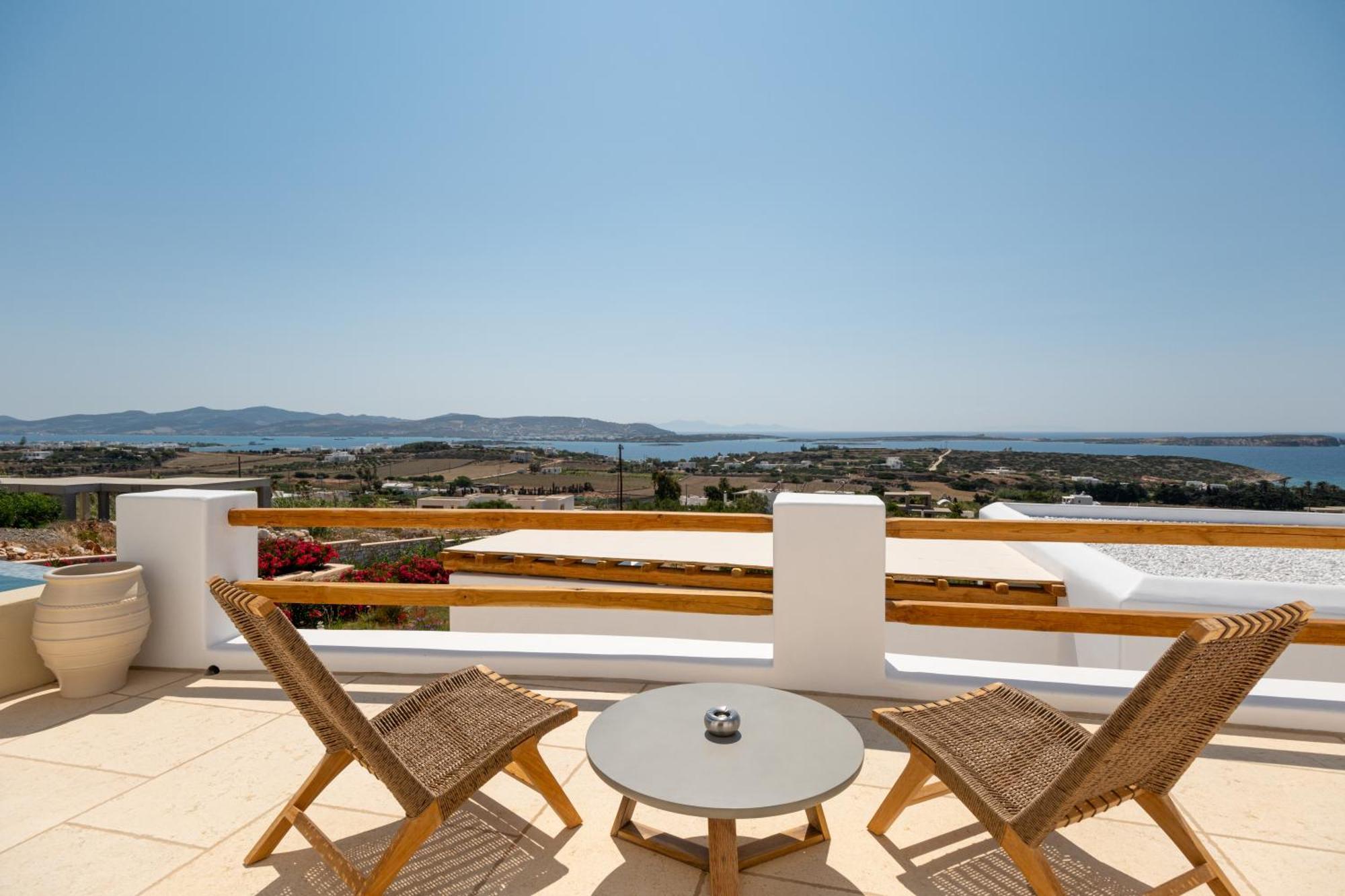 Anna Platanou Suites Agia Irini  Exterior photo